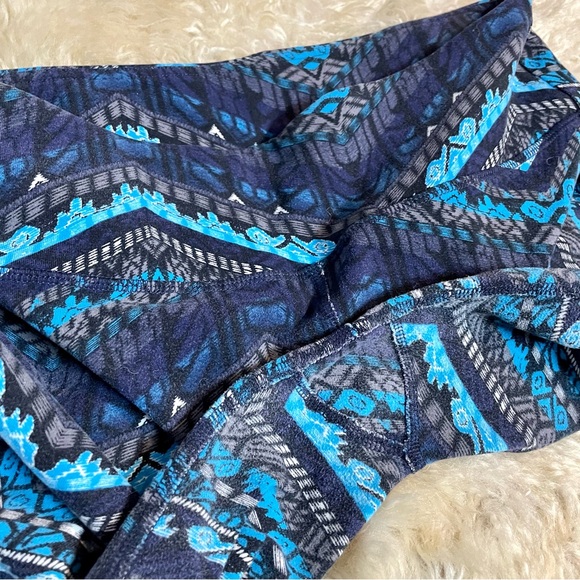 ALO Yoga Mid-Rise Goddess Ribbed Leggings Blue and Gray Size Medium - Picture 6 of 7